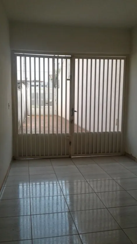 Alugar Casa / Padr&atilde;o em S&atilde;o Jos&eacute; do Rio Preto. apenas R$ 300.000,00