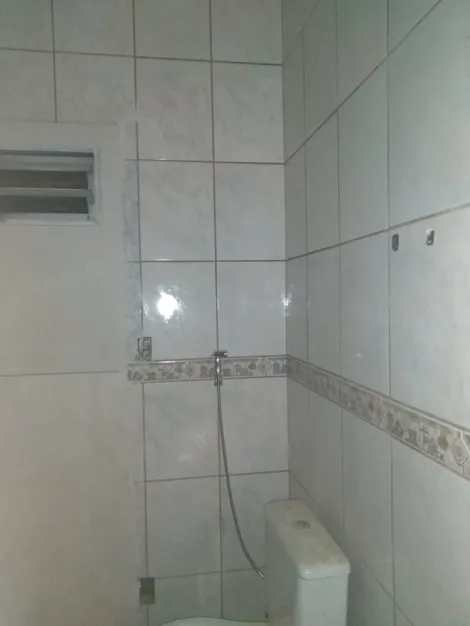 Alugar Casa / Padr&atilde;o em S&atilde;o Jos&eacute; do Rio Preto R$ 1.000,00 - Foto 6