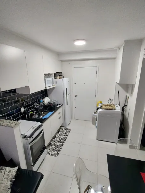 Apartamento / Padr&atilde;o em S&atilde;o Paulo 