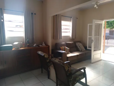 Alugar Casa / Padr&atilde;o em S&atilde;o Jos&eacute; do Rio Preto. apenas R$ 440.000,00