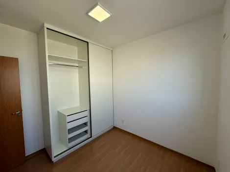 Alugar Apartamento / Padr&atilde;o em S&atilde;o Jos&eacute; do Rio Preto R$ 1.350,00 - Foto 5