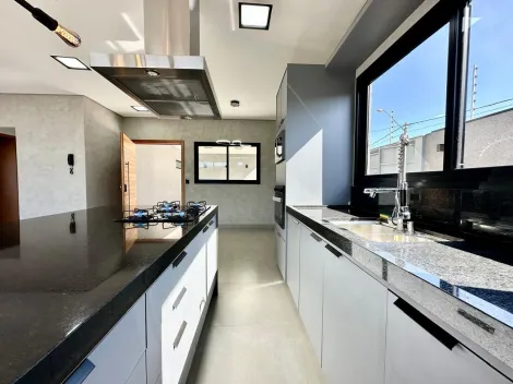 Alugar Casa / Padr&atilde;o em S&atilde;o Jos&eacute; do Rio Preto R$ 3.400,00 - Foto 6