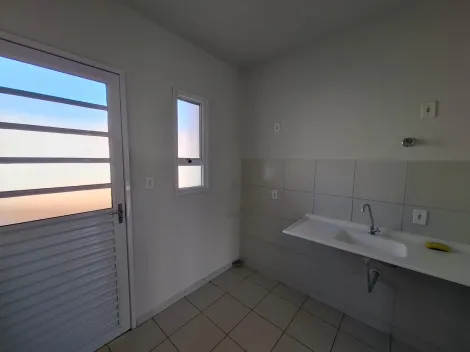 Alugar Casa / Padr&atilde;o em S&atilde;o Jos&eacute; do Rio Preto R$ 900,00 - Foto 3
