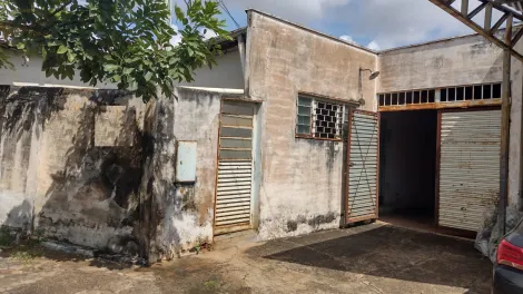 Alugar Casa / Padr&atilde;o em S&atilde;o Jos&eacute; do Rio Preto. apenas R$ 180.000,00