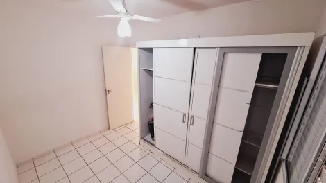 Alugar Casa / Condom&iacute;nio em S&atilde;o Jos&eacute; do Rio Preto R$ 1.200,00 - Foto 7