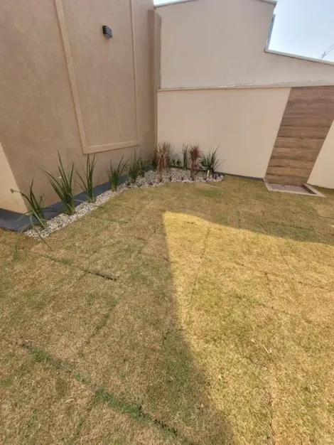 Comprar Casa / Padr&atilde;o em Mirassol R$ 400.000,00 - Foto 6