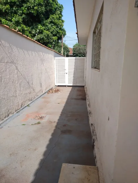 Comprar Casa / Padr&atilde;o em S&atilde;o Jos&eacute; do Rio Preto R$ 280.000,00 - Foto 3