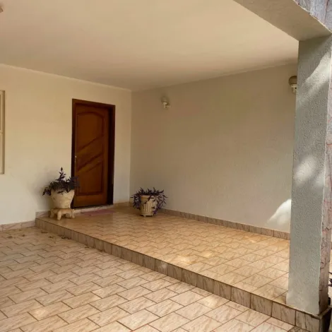 Alugar Casa / Padr&atilde;o em S&atilde;o Jos&eacute; do Rio Preto. apenas R$ 1.200.000,00