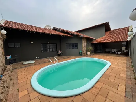 Alugar Casa / Padr&atilde;o em S&atilde;o Jos&eacute; do Rio Preto. apenas R$ 980.000,00