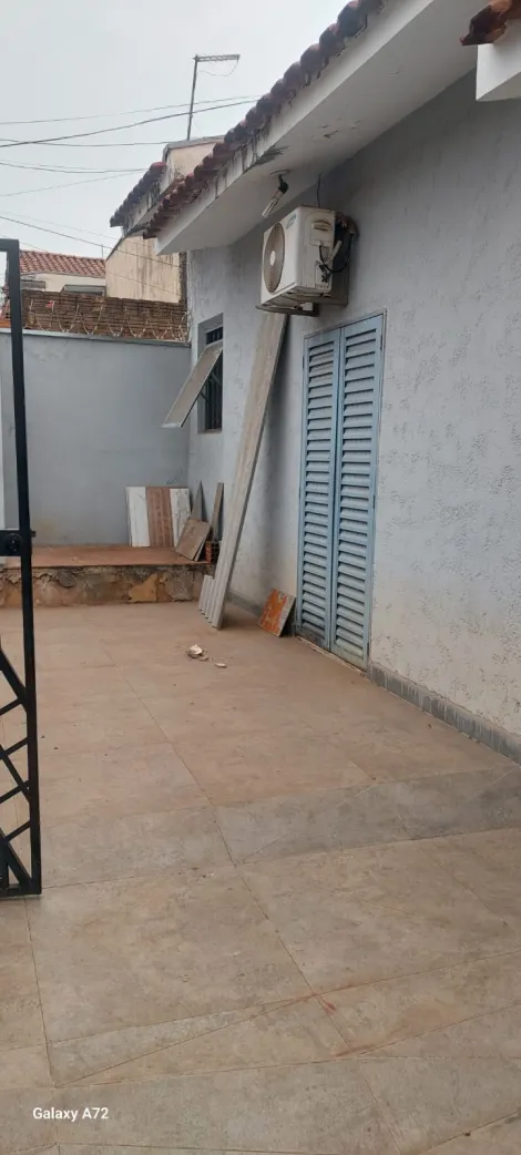 Alugar Casa / Padr&atilde;o em S&atilde;o Jos&eacute; do Rio Preto. apenas R$ 350.000,00