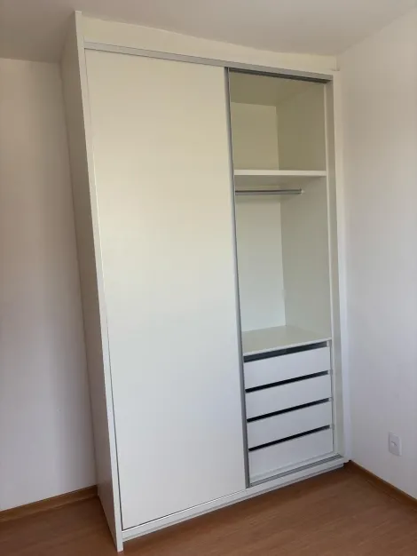 Alugar Apartamento / Padr&atilde;o em S&atilde;o Jos&eacute; do Rio Preto R$ 1.200,00 - Foto 9