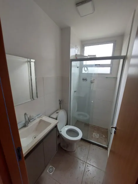Alugar Apartamento / Padr&atilde;o em S&atilde;o Jos&eacute; do Rio Preto R$ 1.500,00 - Foto 5