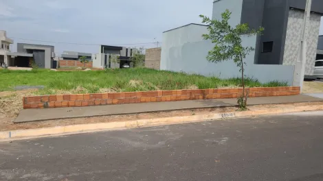 Terreno / Condom&iacute;nio em Mirassol 