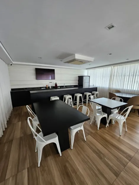 Alugar Apartamento / Padr&atilde;o em S&atilde;o Jos&eacute; do Rio Preto R$ 2.200,00 - Foto 19