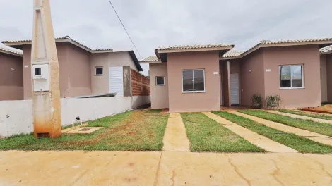 Alugar Casa / Condom&iacute;nio em Bady Bassitt. apenas R$ 950,00