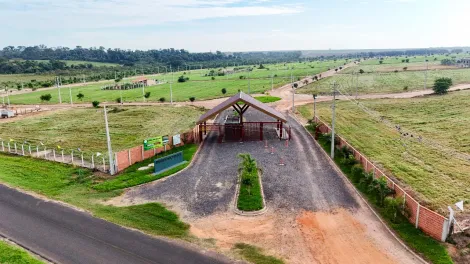 Alugar Terreno / Condom&iacute;nio em Adolfo. apenas R$ 120.000,00
