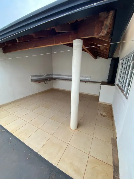 Comprar Casa / Padr&atilde;o em Votuporanga R$ 270.000,00 - Foto 5