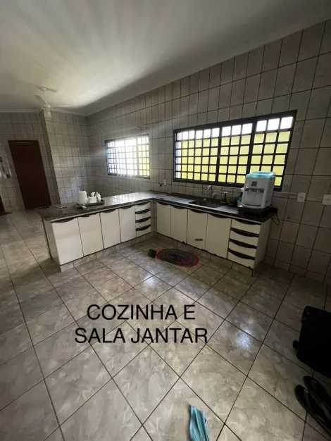 Comprar Casa / Padr&atilde;o em Cedral R$ 410.000,00 - Foto 2