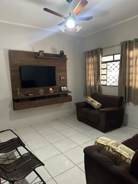 Alugar Casa / Padr&atilde;o em S&atilde;o Jos&eacute; do Rio Preto. apenas R$ 470.000,00