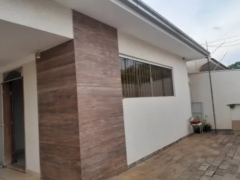 Alugar Casa / Padr&atilde;o em S&atilde;o Jos&eacute; do Rio Preto. apenas R$ 2.700,00