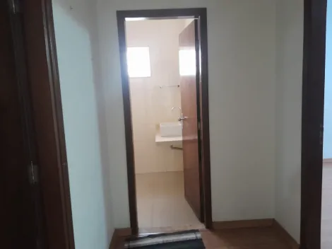 Alugar Casa / Padr&atilde;o em S&atilde;o Jos&eacute; do Rio Preto R$ 2.700,00 - Foto 6