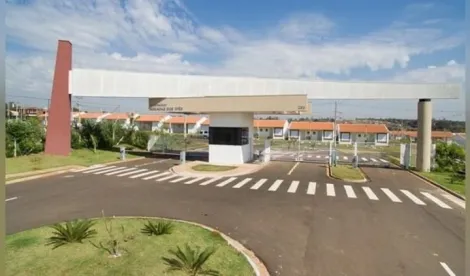Alugar Casa / Condom&iacute;nio em S&atilde;o Jos&eacute; do Rio Preto. apenas R$ 210.000,00