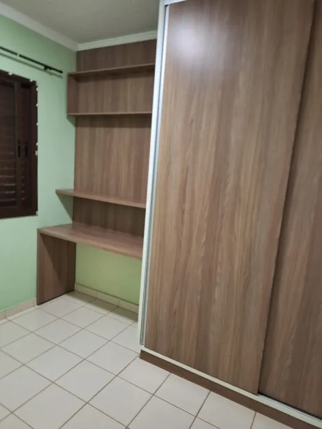 Alugar Apartamento / Padr&atilde;o em S&atilde;o Jos&eacute; do Rio Preto R$ 1.200,00 - Foto 3