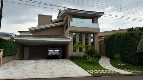 Casa / Condom&iacute;nio em S&atilde;o Jos&eacute; do Rio Preto 