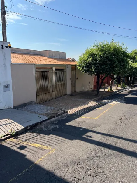 Alugar Casa / Padr&atilde;o em S&atilde;o Jos&eacute; do Rio Preto. apenas R$ 525.000,00