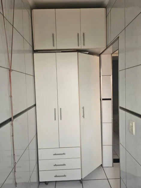Comprar Apartamento / Padr&atilde;o em S&atilde;o Jos&eacute; do Rio Preto R$ 195.000,00 - Foto 14