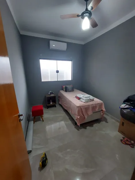 Alugar Casa / Padr&atilde;o em S&atilde;o Jos&eacute; do Rio Preto R$ 1.800,00 - Foto 4