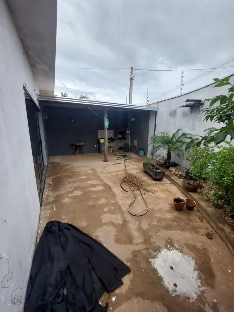 Alugar Casa / Padr&atilde;o em S&atilde;o Jos&eacute; do Rio Preto R$ 1.800,00 - Foto 9