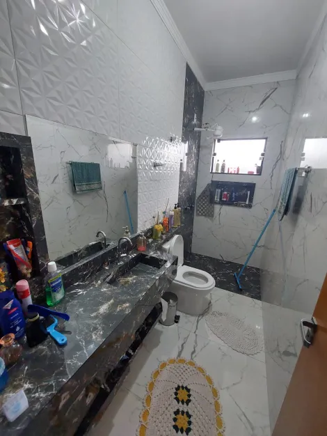 Alugar Casa / Padr&atilde;o em S&atilde;o Jos&eacute; do Rio Preto R$ 1.800,00 - Foto 7