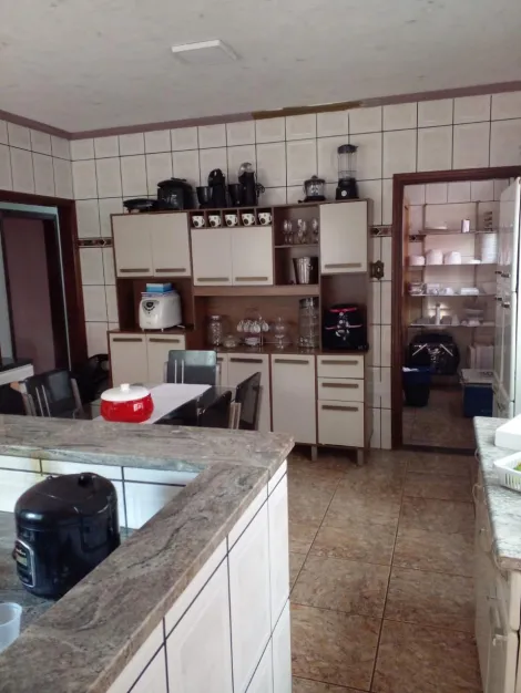 Comprar Casa / Padr&atilde;o em Am&eacute;rico Brasiliense R$ 498.000,00 - Foto 3