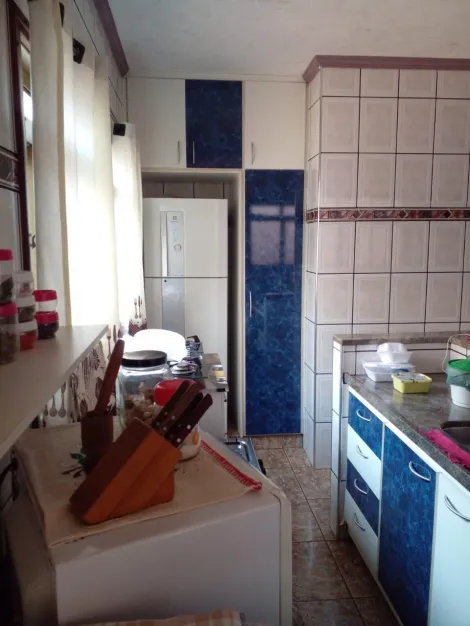 Comprar Casa / Padr&atilde;o em Am&eacute;rico Brasiliense R$ 498.000,00 - Foto 5