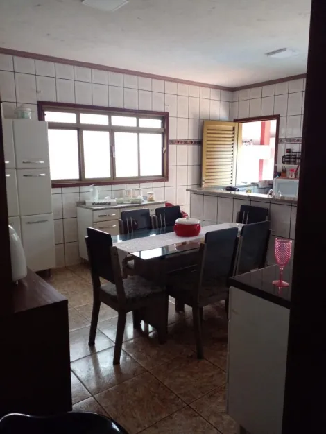 Comprar Casa / Padr&atilde;o em Am&eacute;rico Brasiliense R$ 498.000,00 - Foto 4