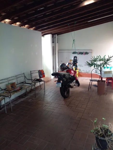 Comprar Casa / Padr&atilde;o em Am&eacute;rico Brasiliense R$ 498.000,00 - Foto 14