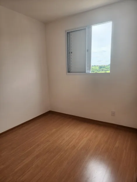 Alugar Apartamento / Padr&atilde;o em S&atilde;o Jos&eacute; do Rio Preto R$ 1.005,00 - Foto 3
