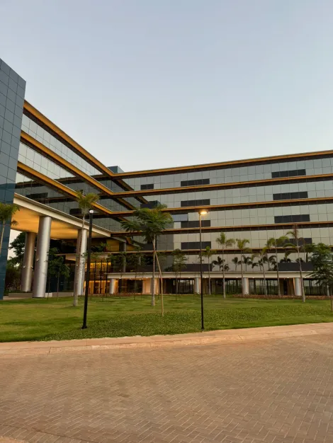 Alugar Comercial / Sala em S&atilde;o Jos&eacute; do Rio Preto R$ 4.500,00 - Foto 10