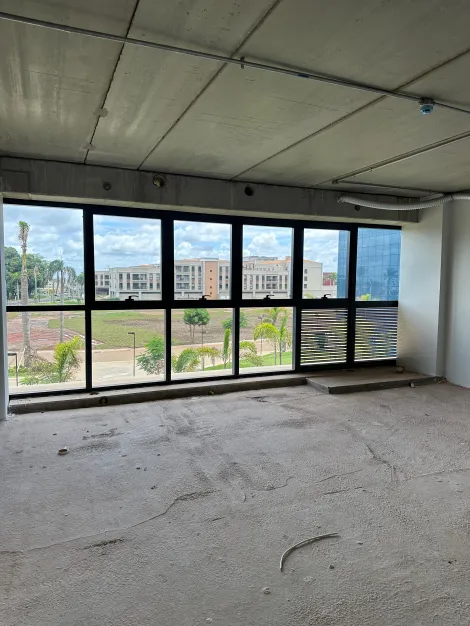 Alugar Comercial / Sala em S&atilde;o Jos&eacute; do Rio Preto. apenas R$ 4.500,00