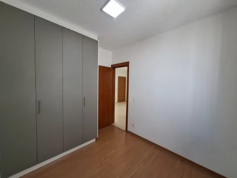 Alugar Apartamento / Padr&atilde;o em S&atilde;o Jos&eacute; do Rio Preto R$ 1.000,00 - Foto 9