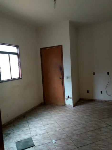 Alugar Casa / Padr&atilde;o em S&atilde;o Jos&eacute; do Rio Preto. apenas R$ 240.000,00