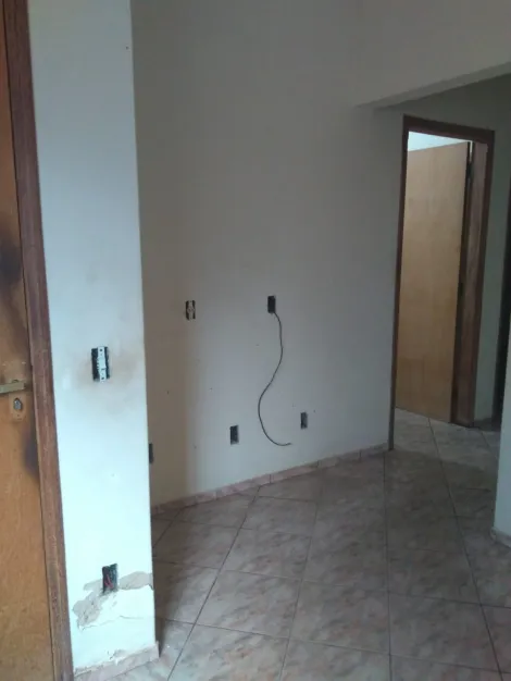 Comprar Casa / Padr&atilde;o em S&atilde;o Jos&eacute; do Rio Preto R$ 240.000,00 - Foto 2