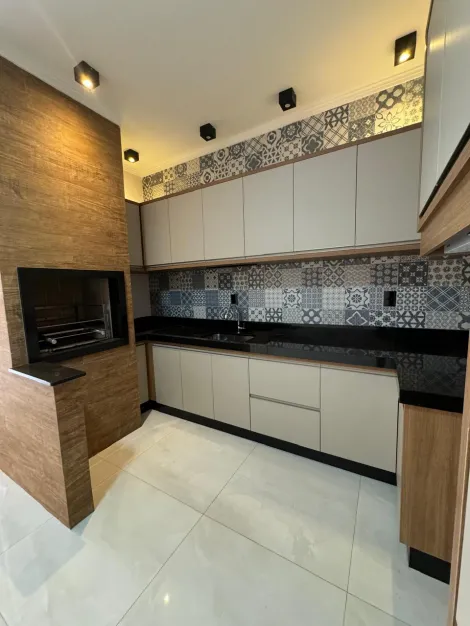 Comprar Casa / Padr&atilde;o em Votuporanga R$ 510.000,00 - Foto 2