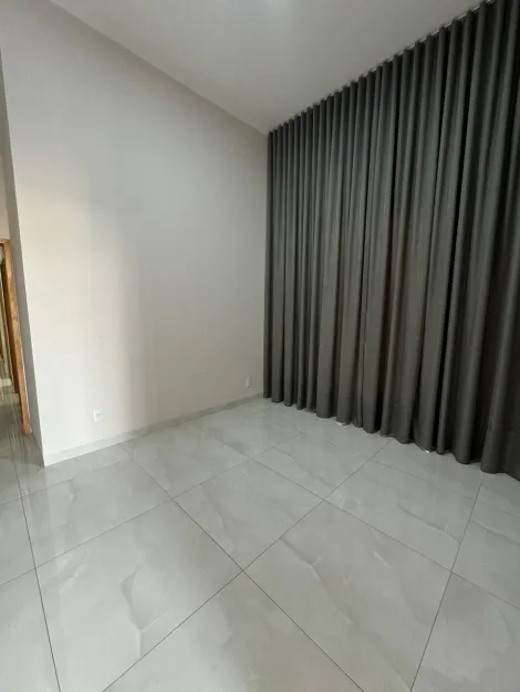 Comprar Casa / Padr&atilde;o em Votuporanga R$ 510.000,00 - Foto 3