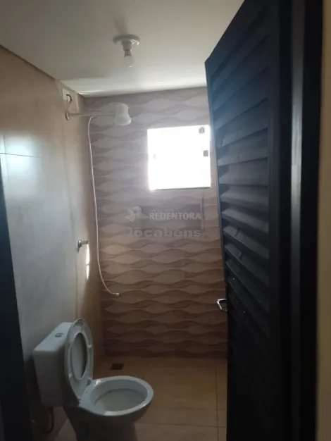 Comprar Casa / Padr&atilde;o em S&atilde;o Jos&eacute; do Rio Preto R$ 330.000,00 - Foto 14