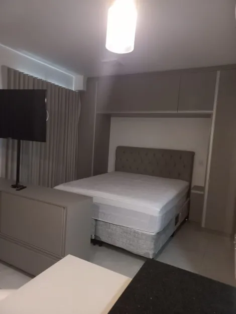 Alugar Apartamento / Studio em S&atilde;o Jos&eacute; do Rio Preto R$ 2.300,00 - Foto 8