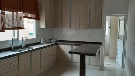 Alugar Casa / Condom&iacute;nio em S&atilde;o Jos&eacute; do Rio Preto R$ 5.900,00 - Foto 4