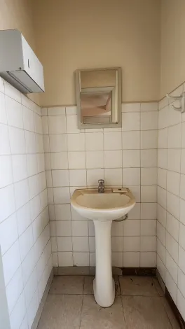 Alugar Comercial / Sala em S&atilde;o Jos&eacute; do Rio Preto R$ 600,00 - Foto 7
