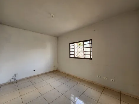 Alugar Casa / Padr&atilde;o em Guapia&ccedil;u R$ 1.200,00 - Foto 2